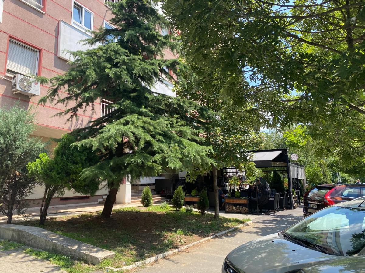 Hill Apartment Belgrado Exterior foto